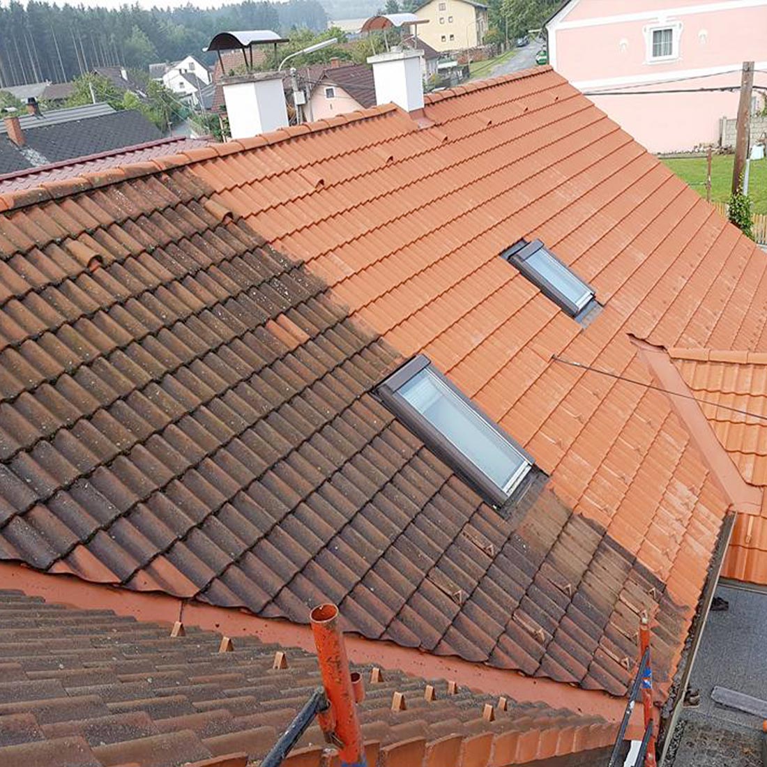 Nettoyage et démoussage de toiture à Senlis - les toits de L'oise dans l’Oise (60)